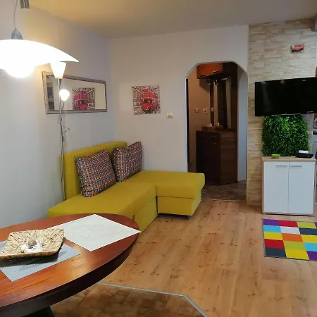 Lazur- Neben Meeresgarten Apartment *